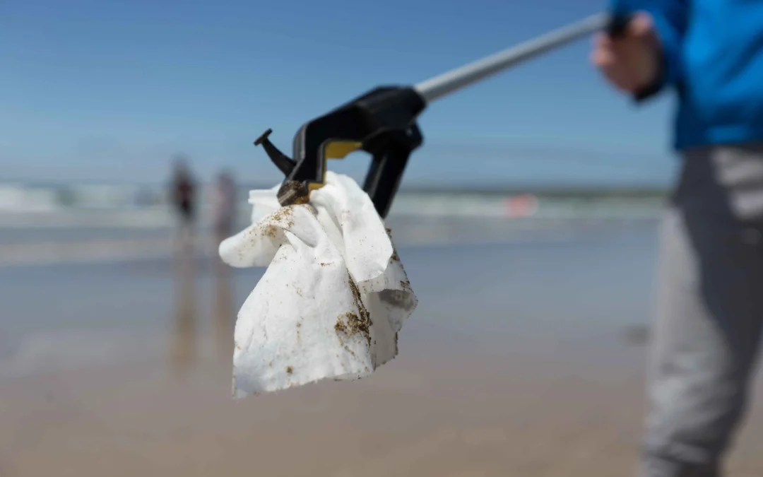 Clean Coasts and Uisce Éireann are raising awareness about the impact of flushing damaging items down the toilet at Wicklow PPN Roadshows this month.